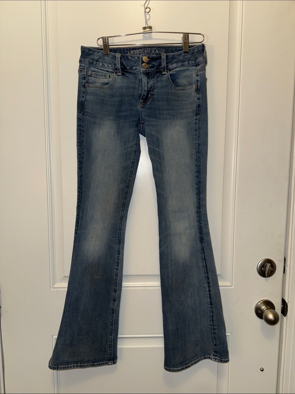 American Eagle Outfitters artist flare, low rise jeans size 2